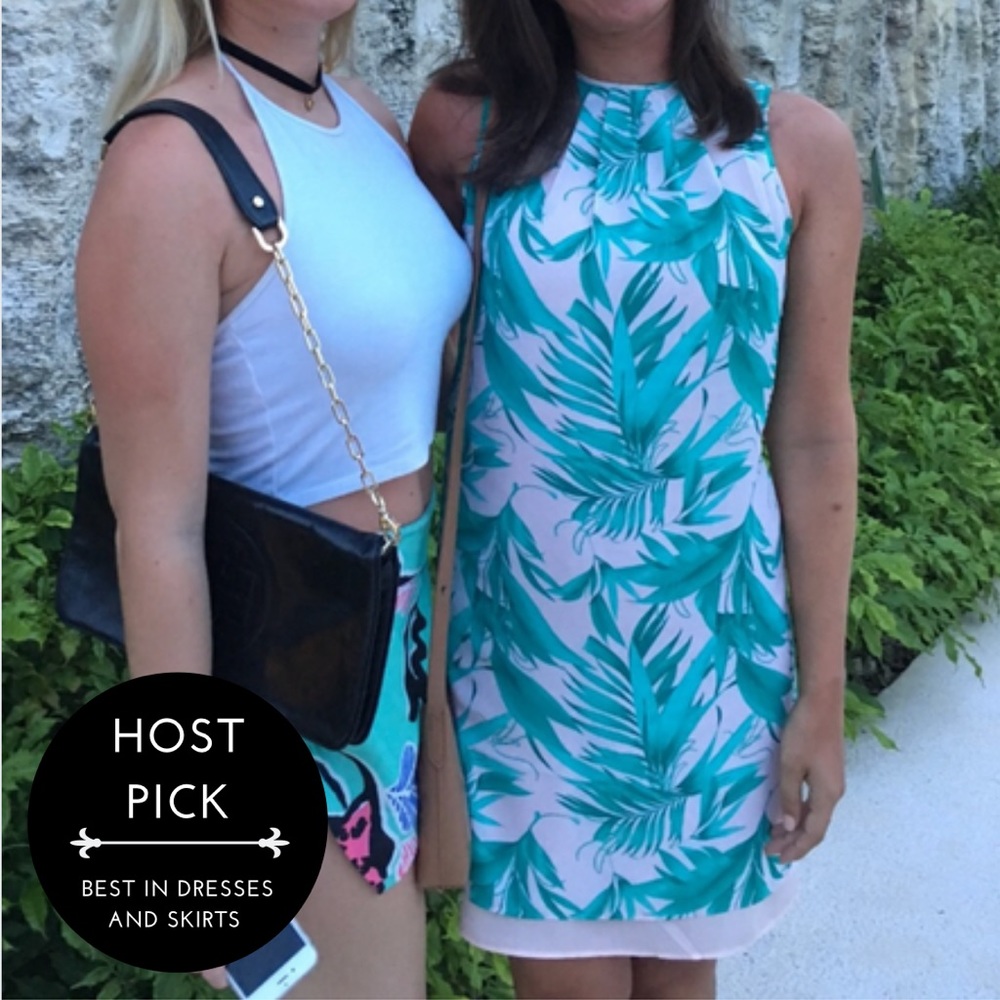 SALE❄️🌟HP🌟 Tropical Print Dress